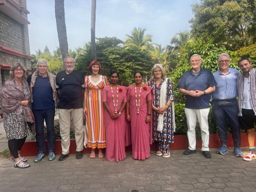 Die beiden Profess-Sisters Sr. Sisiliya Bhosale Sr. Smitha Montry