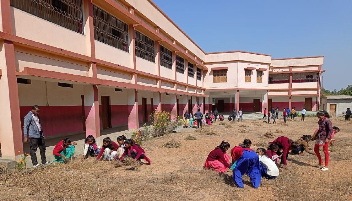 Das Schulgebäude